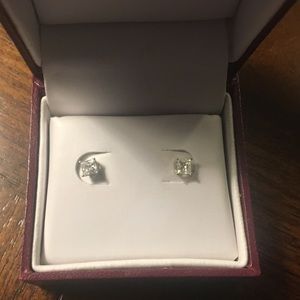 Helzberg Princess Cut Diamond earrings